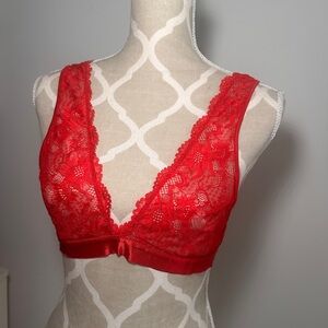 Red lace bralette with ribbon detail #lingerie
